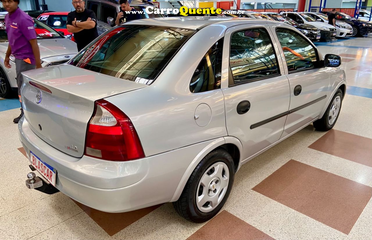 CHEVROLET CORSA 1.8 MPFI MAXX SEDAN 8V 2004 - Loja