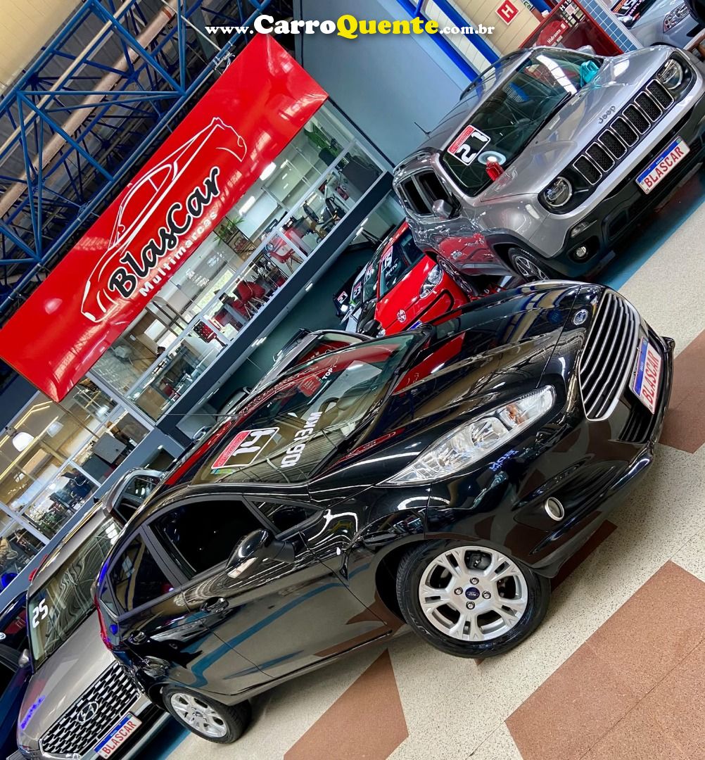 FORD FIESTA 1.6 SE HATCH 16V 2014 - Loja