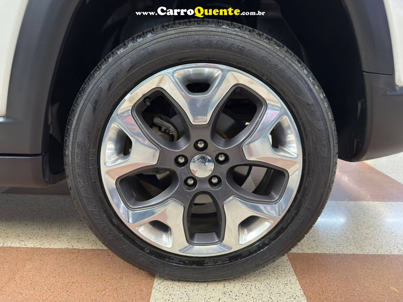 JEEP COMPASS 2.0 16V LONGITUDE 2020 - Loja