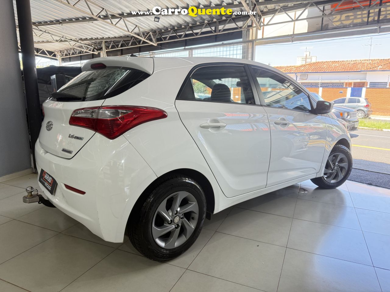 HYUNDAI   HB20 C.STYLEC.PLUS 1.6 FLEX 16V AUT.   BRANCO 2015 1.6 FLEX - Loja
