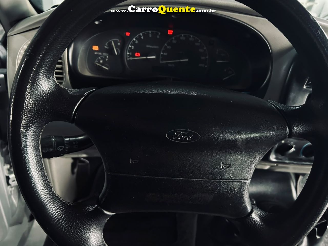 FORD   RANGER XL 4.0 CS   PRATA 2000 4.0 GASOLINA - Loja