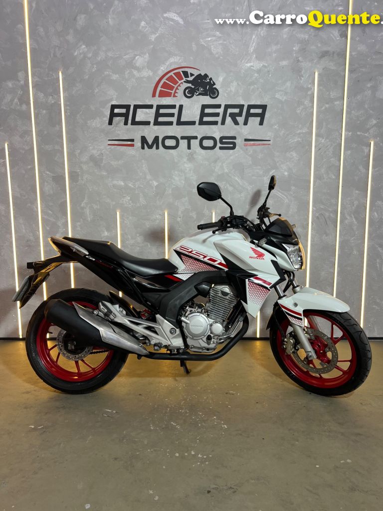 HONDA   CB TWISTERFLEXONE 250CC   BRANCO 2022 249 GASOLINA - Loja