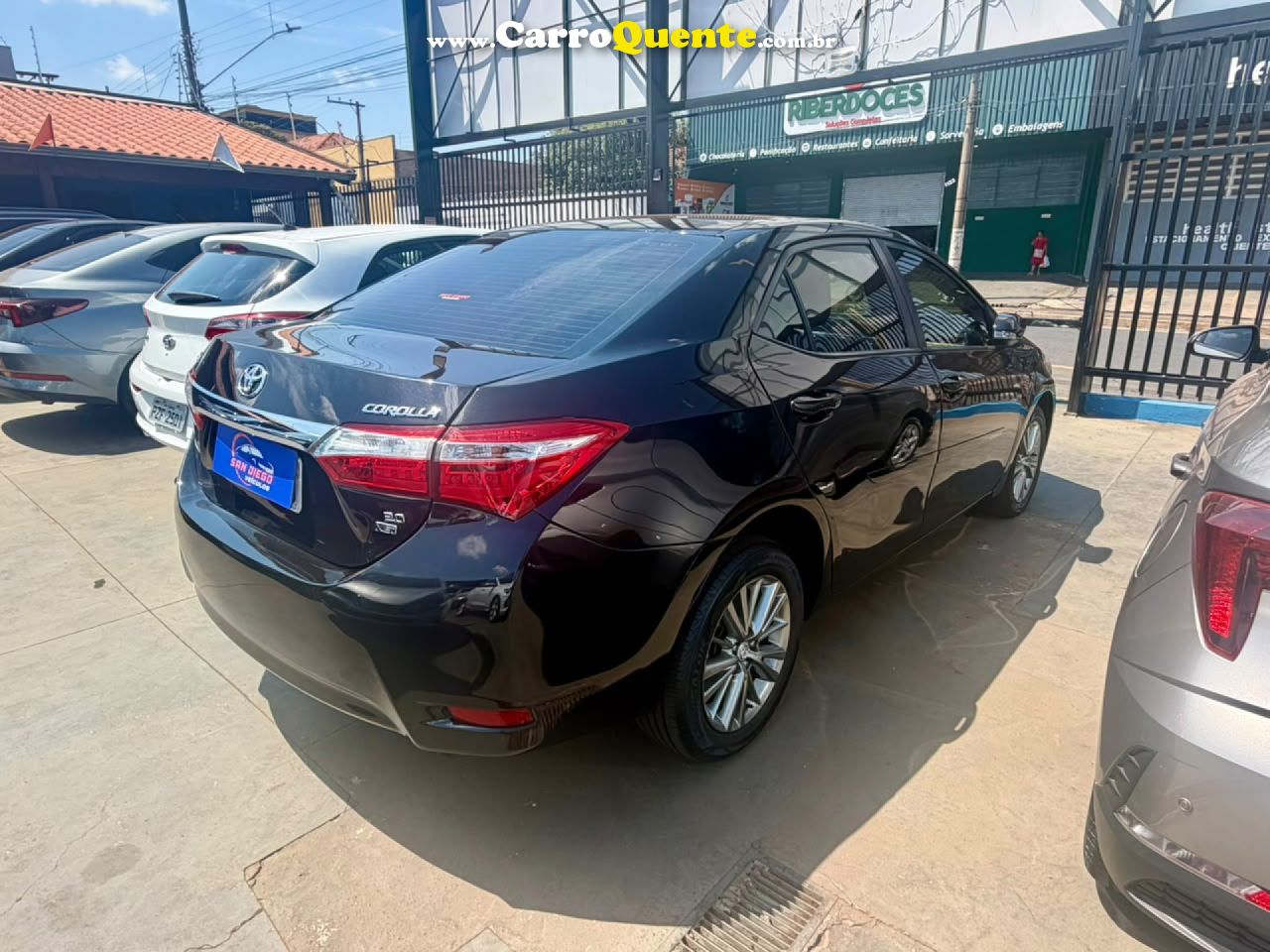 TOYOTA   COROLLA XEI 2.0 FLEX 16V AUT.   PRETO 2017 2.0 FLEX - Loja