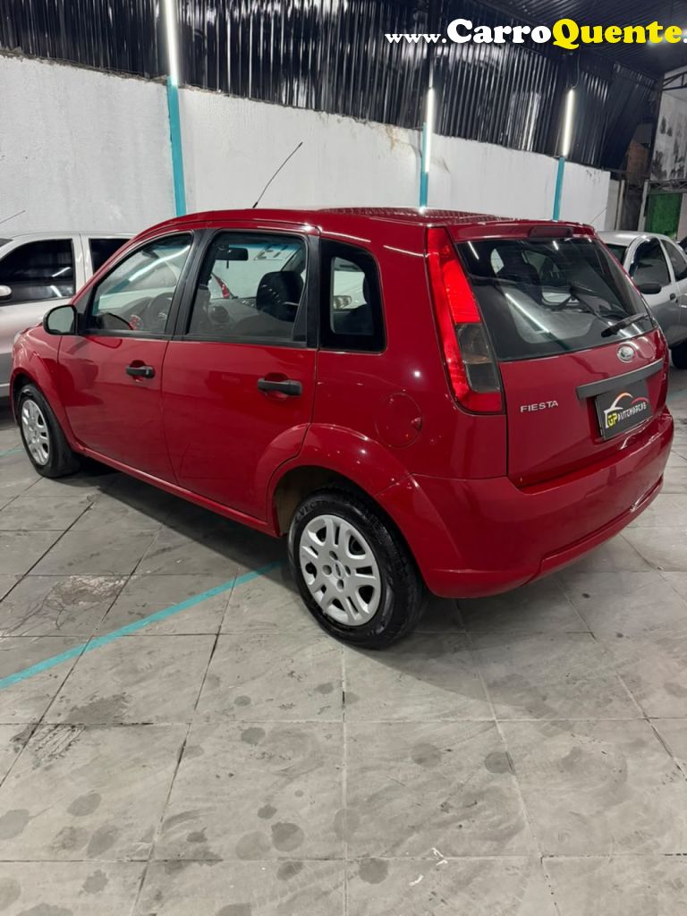FORD   FIESTA 1.0 8V FLEXCLASS 1.0 8V FLEX 5P   VERMELHO 2013 1.0 FLEX - Loja