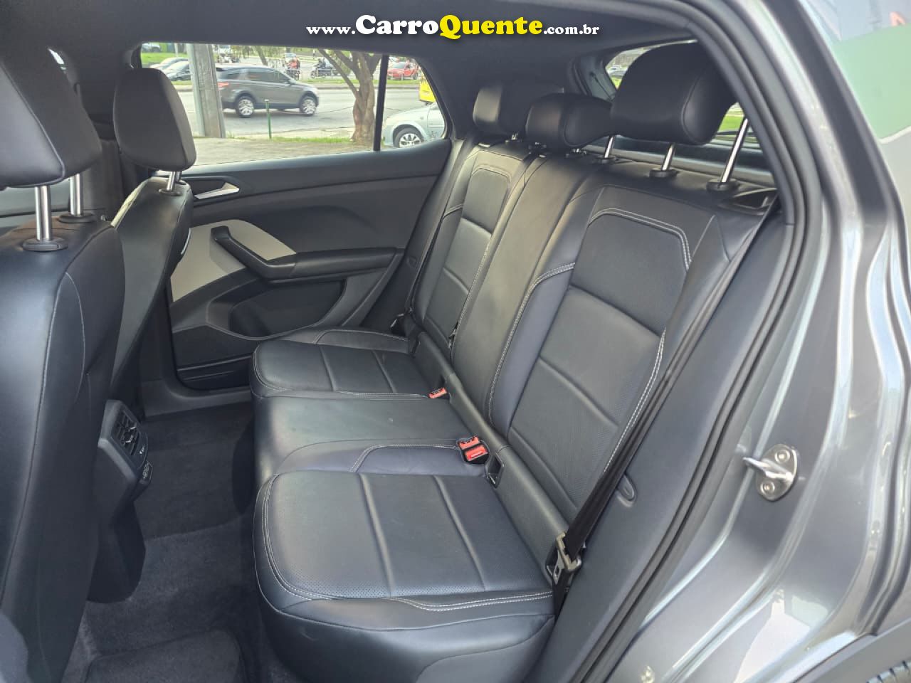 VOLKSWAGEN   T-CROSS HIG. 250 TSI 1.4 FLEX 16V 5P AUT   CINZA 2022 1.4 FLEX - Loja