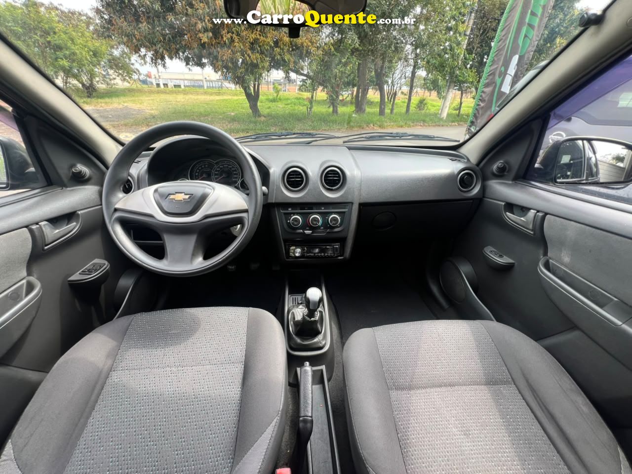 CHEVROLET   CELTA SPIRIT LT 1.0 MPFI 8V FLEXP. 5P   CINZA 2013 1.0 FLEX - Loja