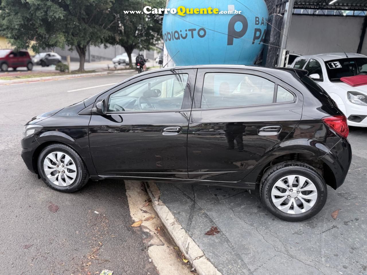 CHEVROLET   ONIX HATCH LT 1.4 8V FLEXPOWER 5P AUT.   PRETO 2018 1.4 FLEX - Loja