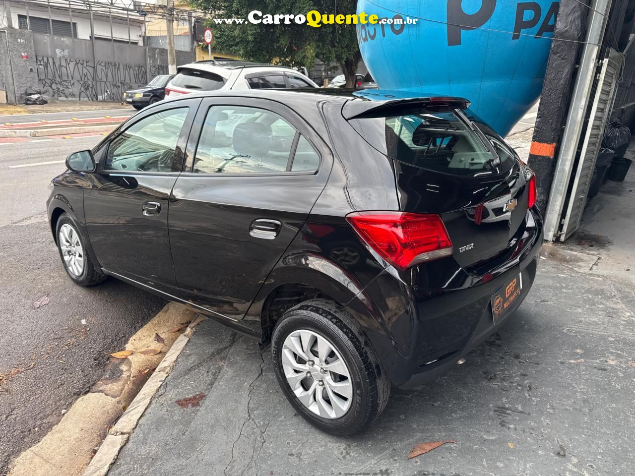 CHEVROLET   ONIX HATCH LT 1.4 8V FLEXPOWER 5P AUT.   PRETO 2018 1.4 FLEX - Loja