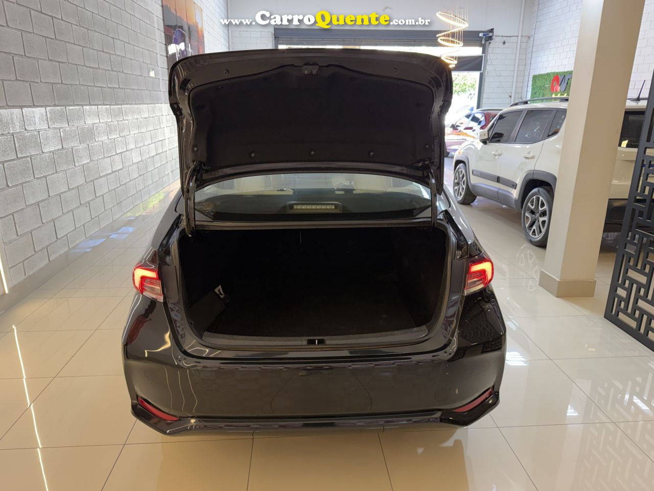 TOYOTA   COROLLA ALTIS PREM. HYBRID 1.8 AUT   PRETO 2021 1.8 GASOLINA - Loja