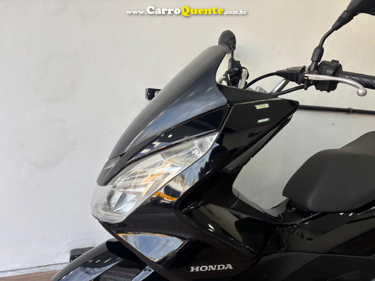 HONDA   PCX 150DLX   PRETO 2016 149 GASOLINA - Loja