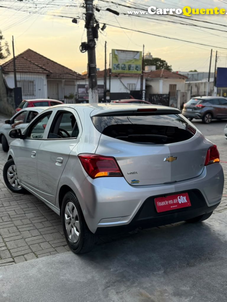 CHEVROLET   ONIX HATCH LT 1.0 8V FLEXPOWER 5P MEC.   PRATA 2019 1.0 FLEX - Loja