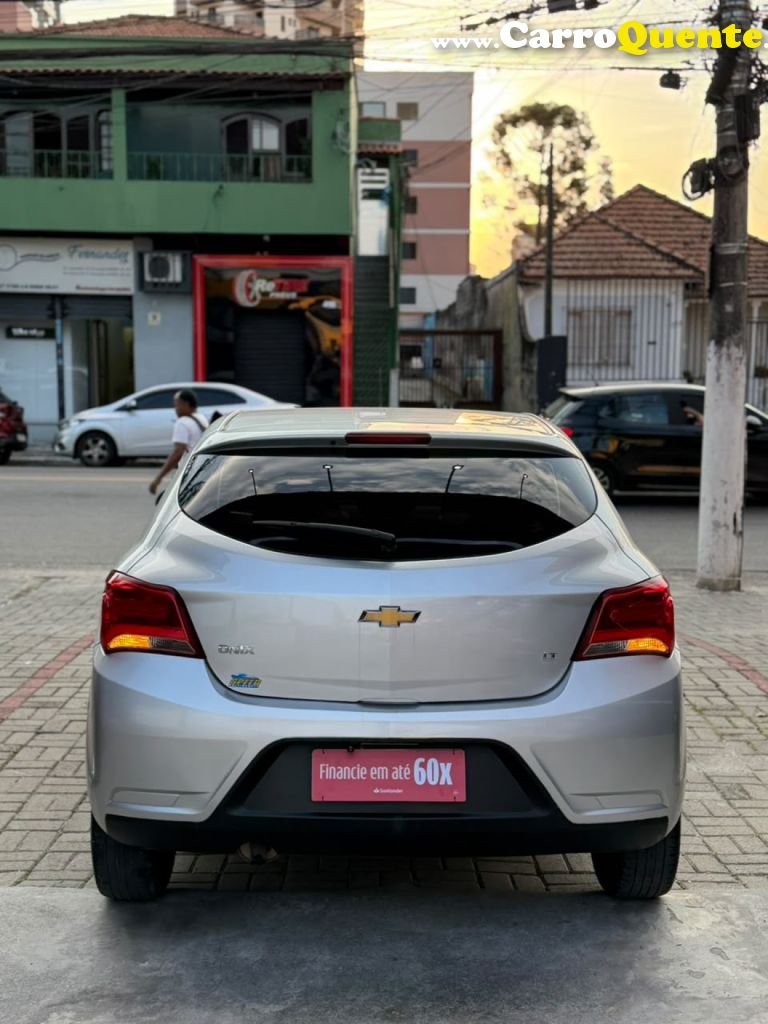 CHEVROLET   ONIX HATCH LT 1.0 8V FLEXPOWER 5P MEC.   PRATA 2019 1.0 FLEX - Loja