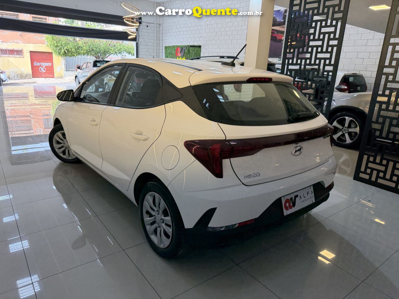HYUNDAI   HB20 COMFORT 1.0 FLEX 12V MEC.   BRANCO 2024 1.0 FLEX - Loja