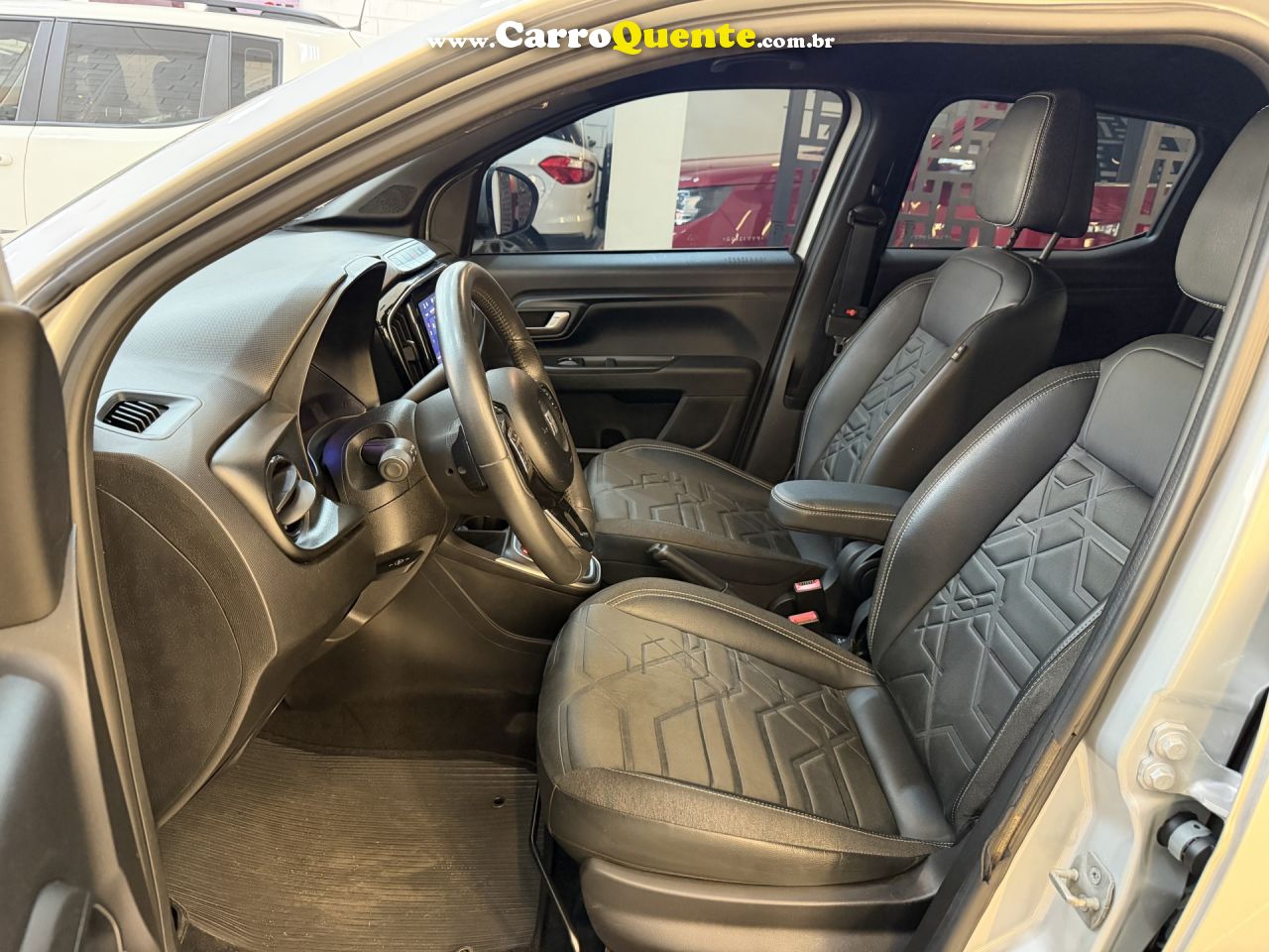 FIAT   STRADA VOLCANO 1.3 FLEX 8V CD AUT.   PRATA 2023 1.3 FLEX - Loja