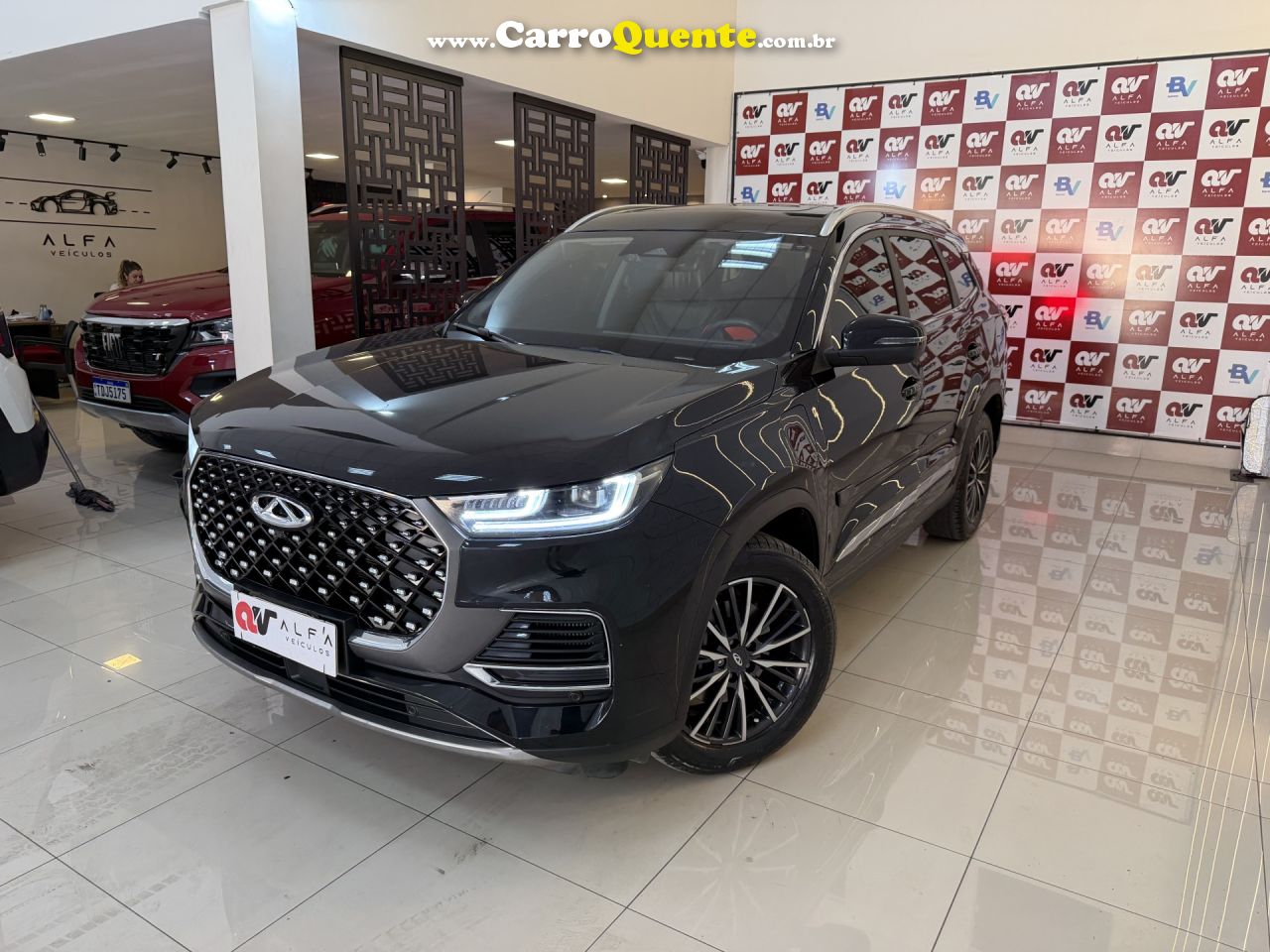 CHERY   ICAOACHERY TIGGO8 PHEV   PRETO 2023 1.5 TB  ELÉTRICO - Loja