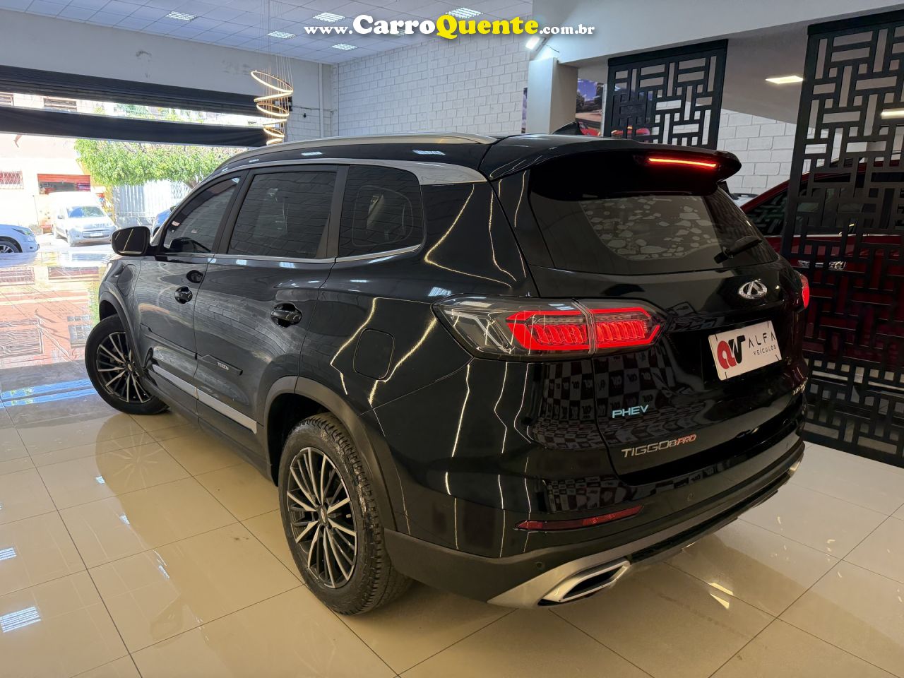 CHERY   ICAOACHERY TIGGO8 PHEV   PRETO 2023 1.5 TB  ELÉTRICO - Loja