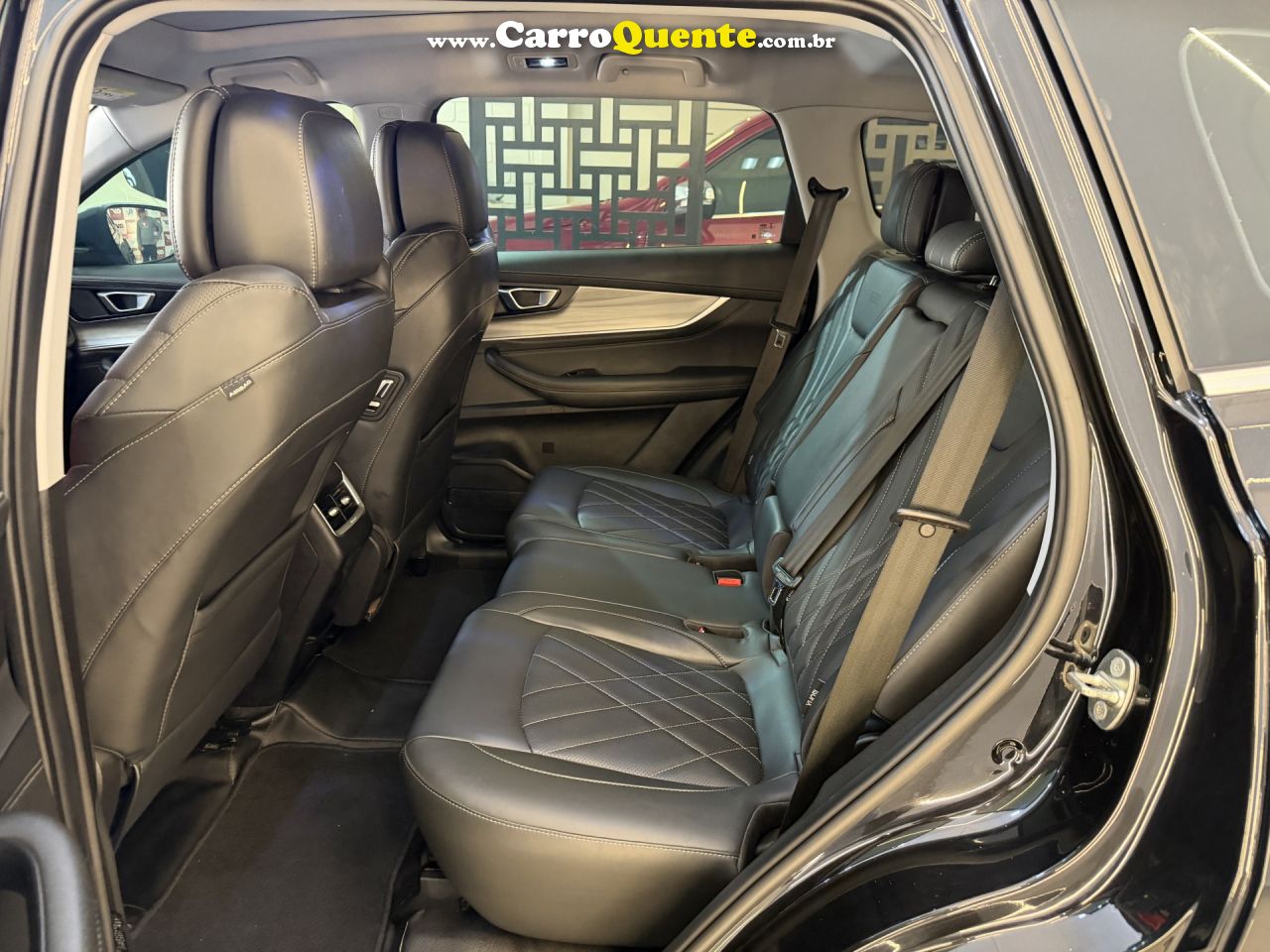 CHERY   ICAOACHERY TIGGO8 PHEV   PRETO 2023 1.5 TB  ELÉTRICO - Loja