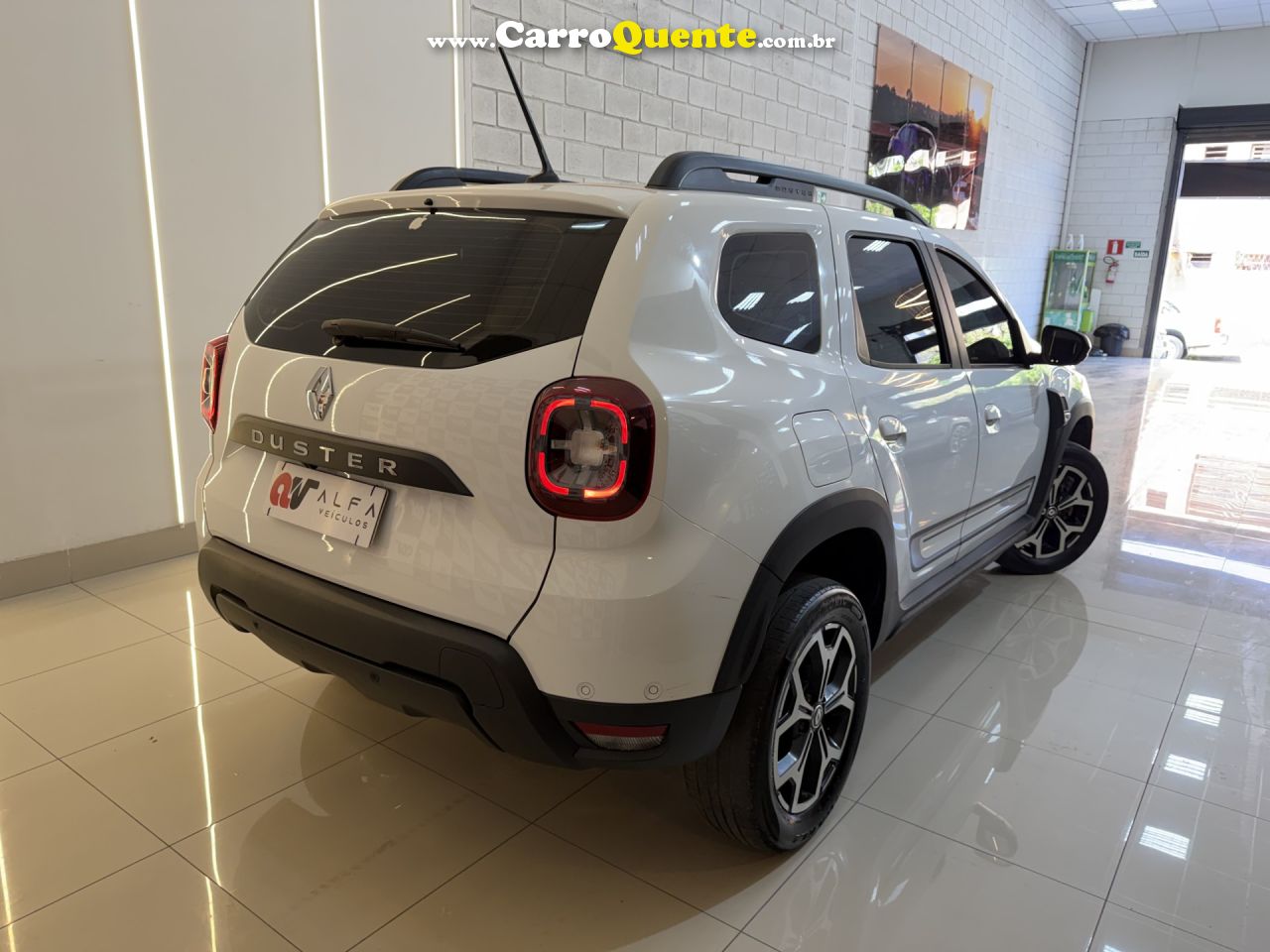 RENAULT   DUSTER ICONIC 1.6 16V FLEX AUT.   BRANCO 2023 1.6 FLEX - Loja