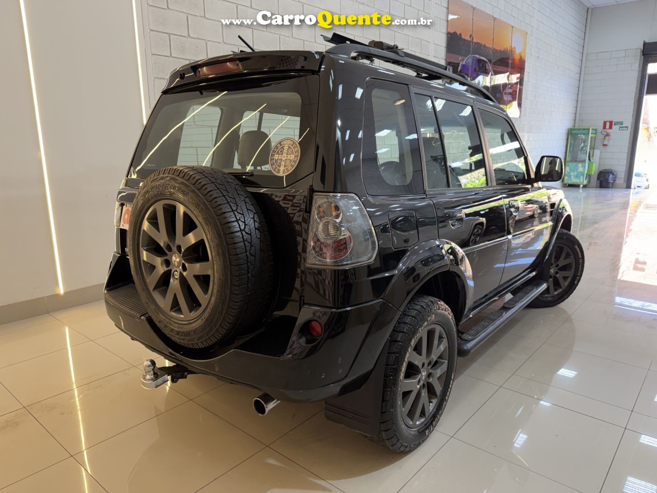 MITSUBISHI   PAJERO TR4 2.0 2.0 FLEX 16V 4X4 AUT.   PRETO 2015 2.0 FLEX - Loja