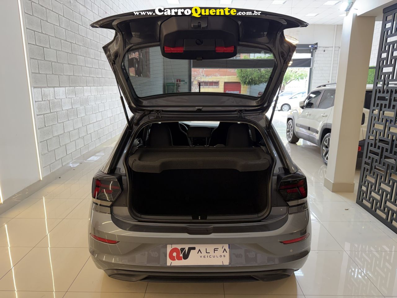 VOLKSWAGEN   POLO 1.0 FLEX 12V 5P   CINZA 2023 1.0 FLEX - Loja