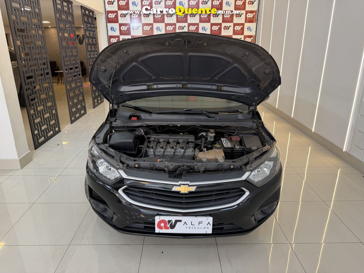 CHEVROLET   ONIX HATCH LT 1.4 8V FLEXPOWER 5P MEC.   PRETO 2018 1.4 FLEX - Loja