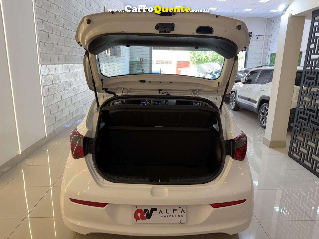 HYUNDAI   HB20 UNIQUE 1.0 FLEX 12V MEC.   BRANCO 2019 1.0 FLEX - Loja