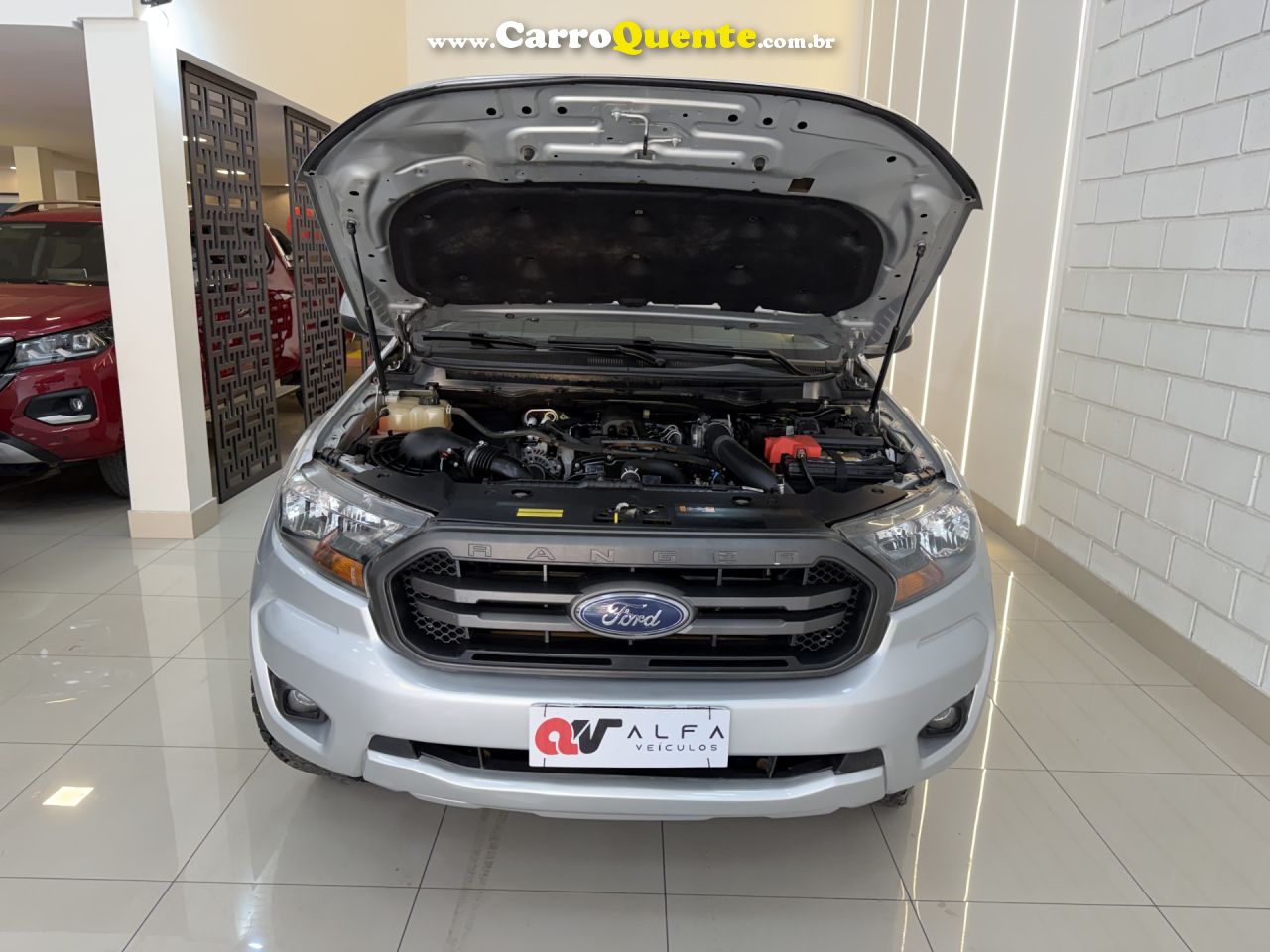 FORD   RANGER XLS 2.2 4X4 CD DIESEL AUT.   PRATA 2022 2.2 DIESEL - Loja