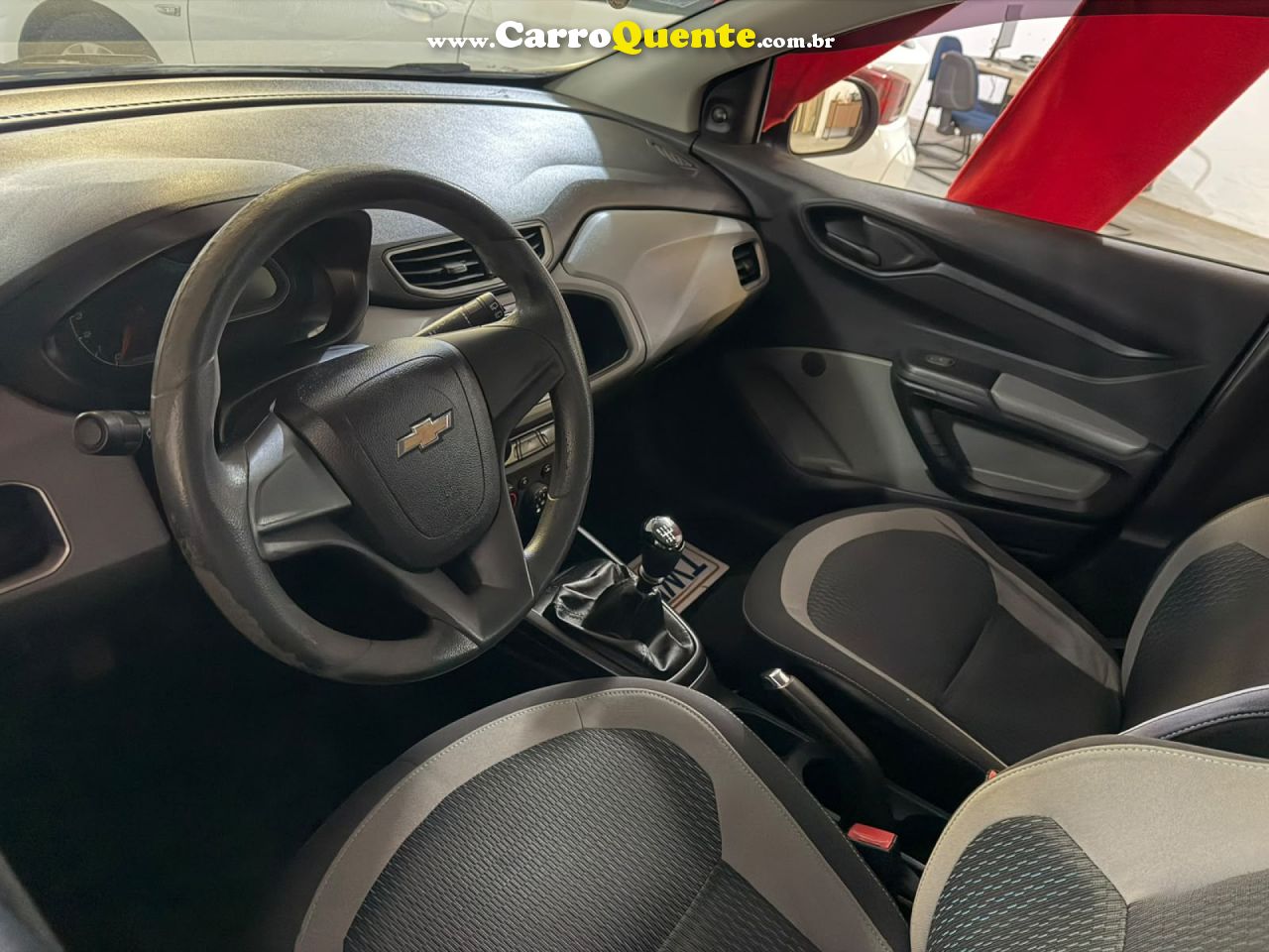 CHEVROLET   ONIX HATCH LS 1.0 8V FLEXPOWER 5P MEC.   PRATA 2012 1.0 FLEX - Loja