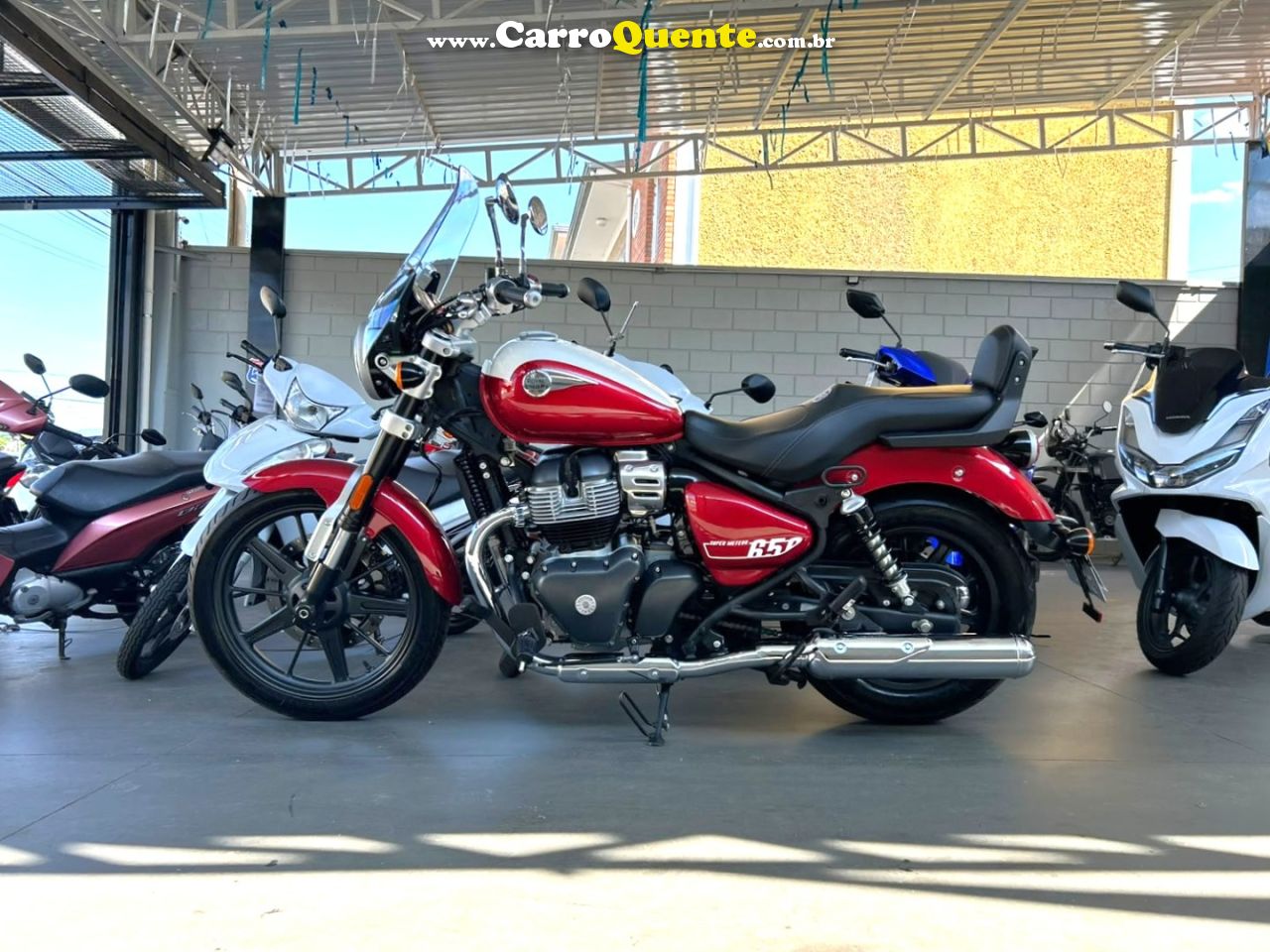 ROYAL ENFIELD - SUPER METEOR 650 2025 Gasolina Manual - Loja