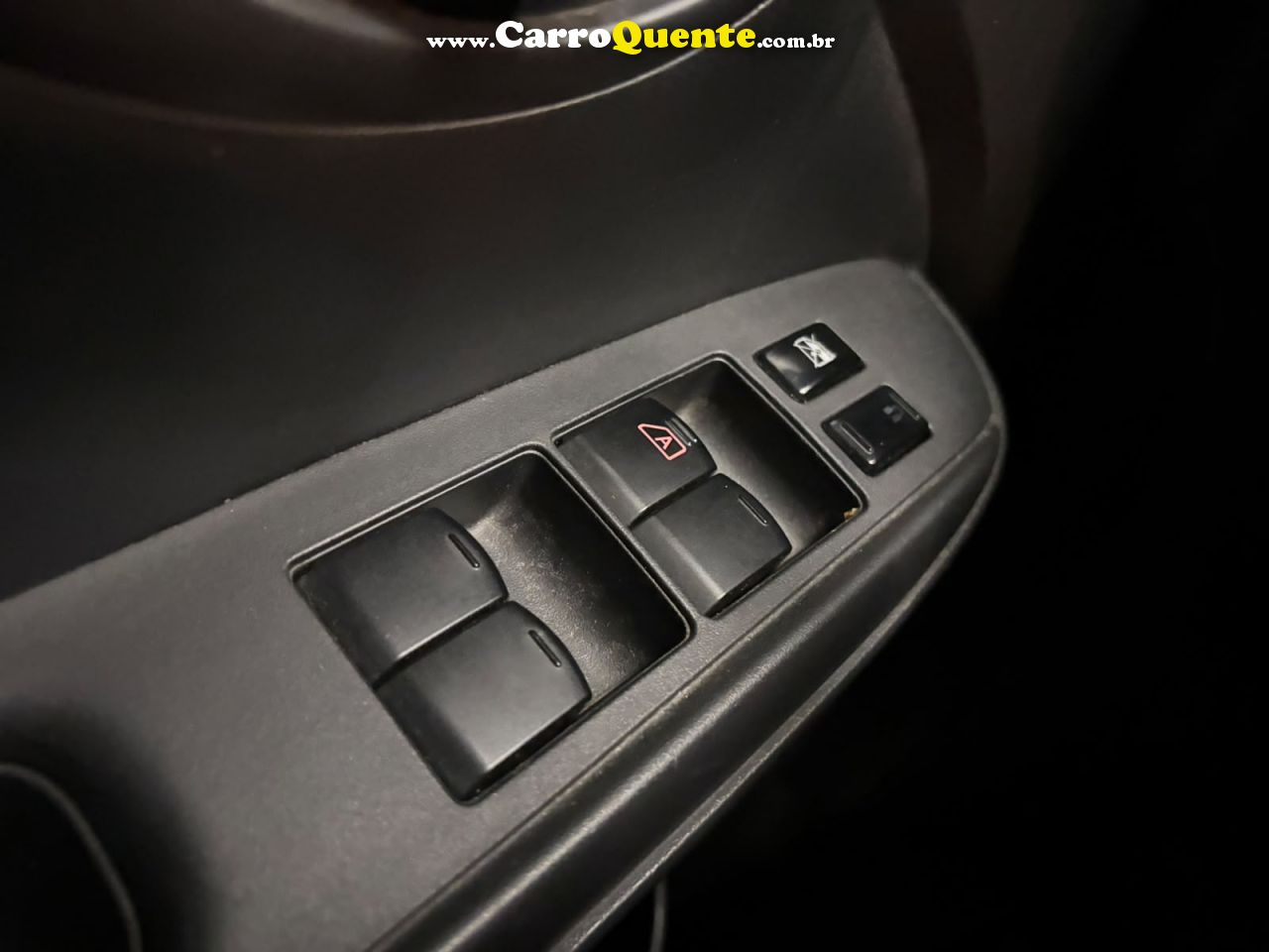 NISSAN VERSA 1.6 16V SL 2020 - Loja