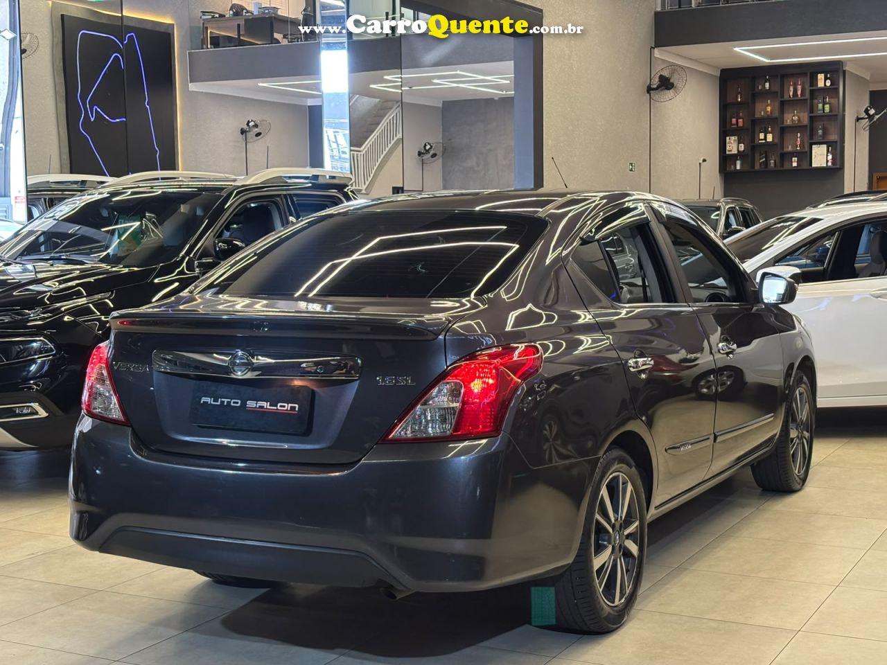 NISSAN VERSA 1.6 16V SL 2020 - Loja