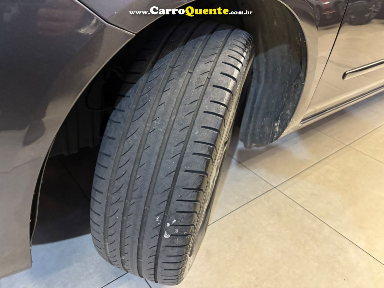 NISSAN VERSA 1.6 16V SL 2020 - Loja