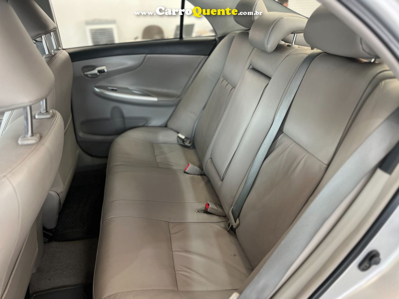 TOYOTA COROLLA 2.0 XEI 2014 - Loja