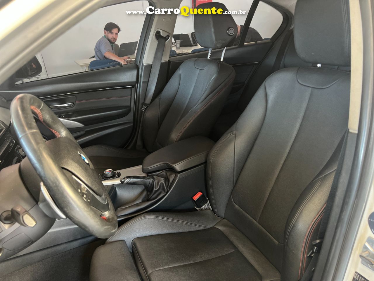 BMW 320i 2.0 16V TURBO ACTIVE 2017 - Loja