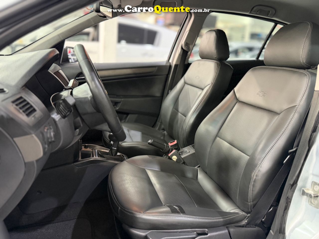 CHEVROLET VECTRA 2.0 MPFI GT HATCH 8V 2010 - Loja