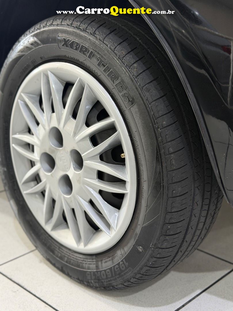 FIAT PUNTO 1.4 8V 2010 - Loja
