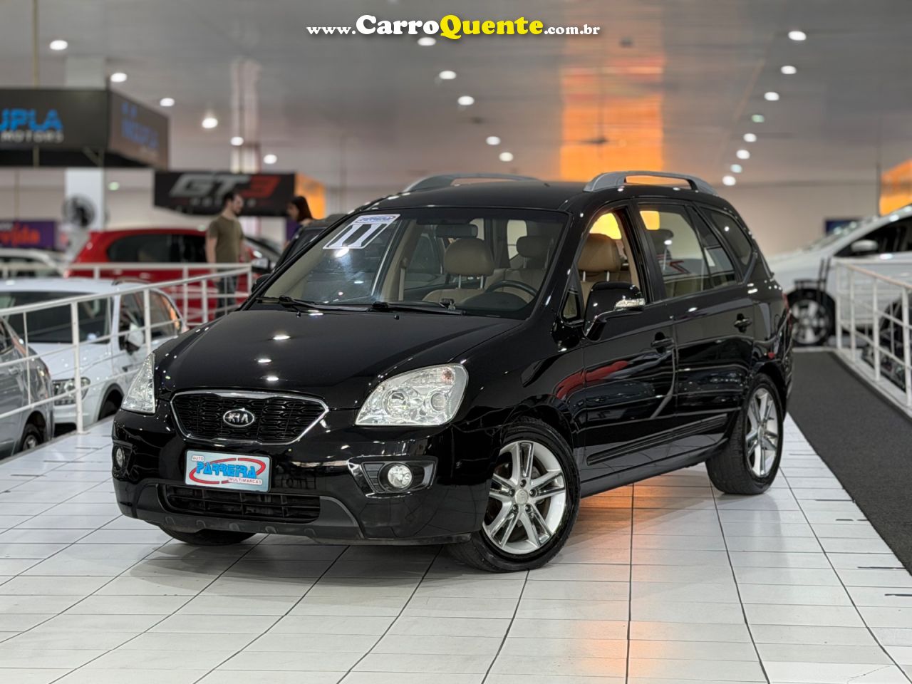KIA CARENS 2.0 EX 16V 2011 - Loja