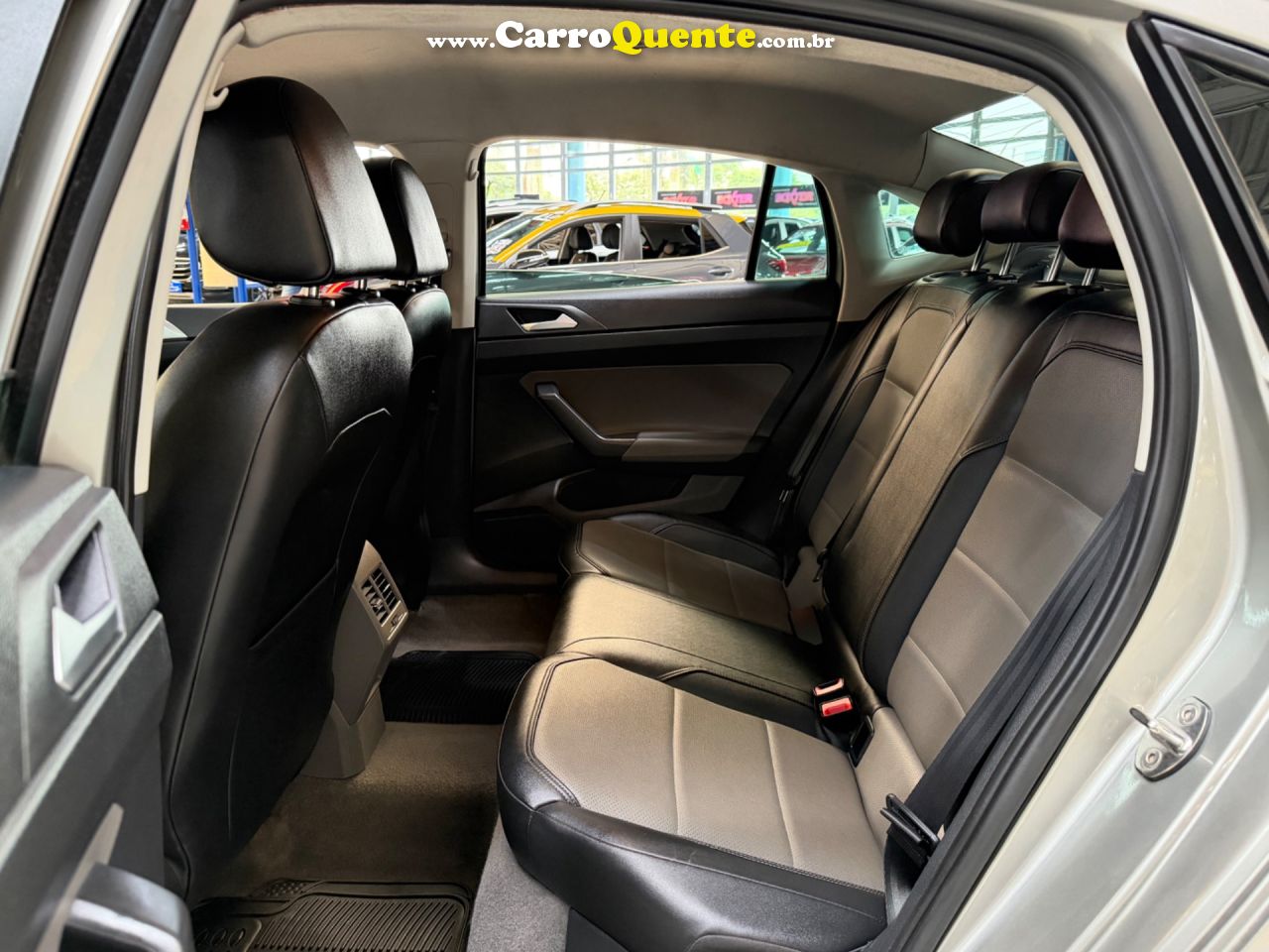 VOLKSWAGEN VIRTUS 1.0 200 TSI HIGHLINE 2019 - Loja
