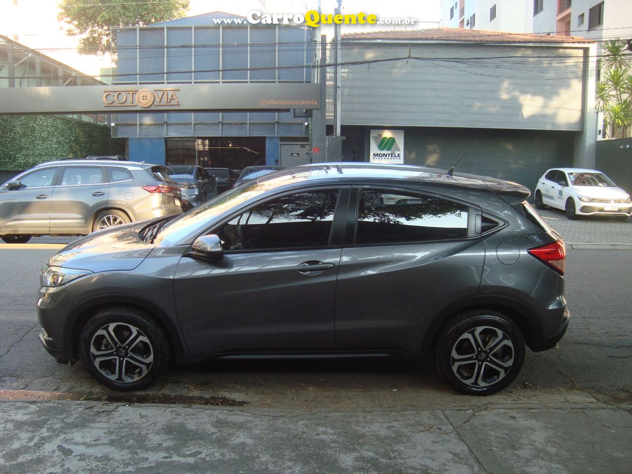 HONDA HR-V 1.8 16V LX 2017 - Loja