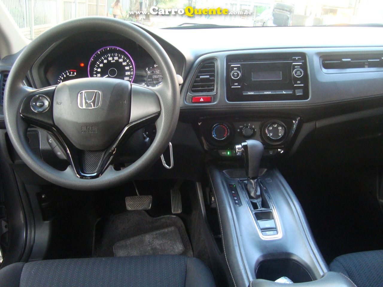 HONDA HR-V 1.8 16V LX 2017 - Loja
