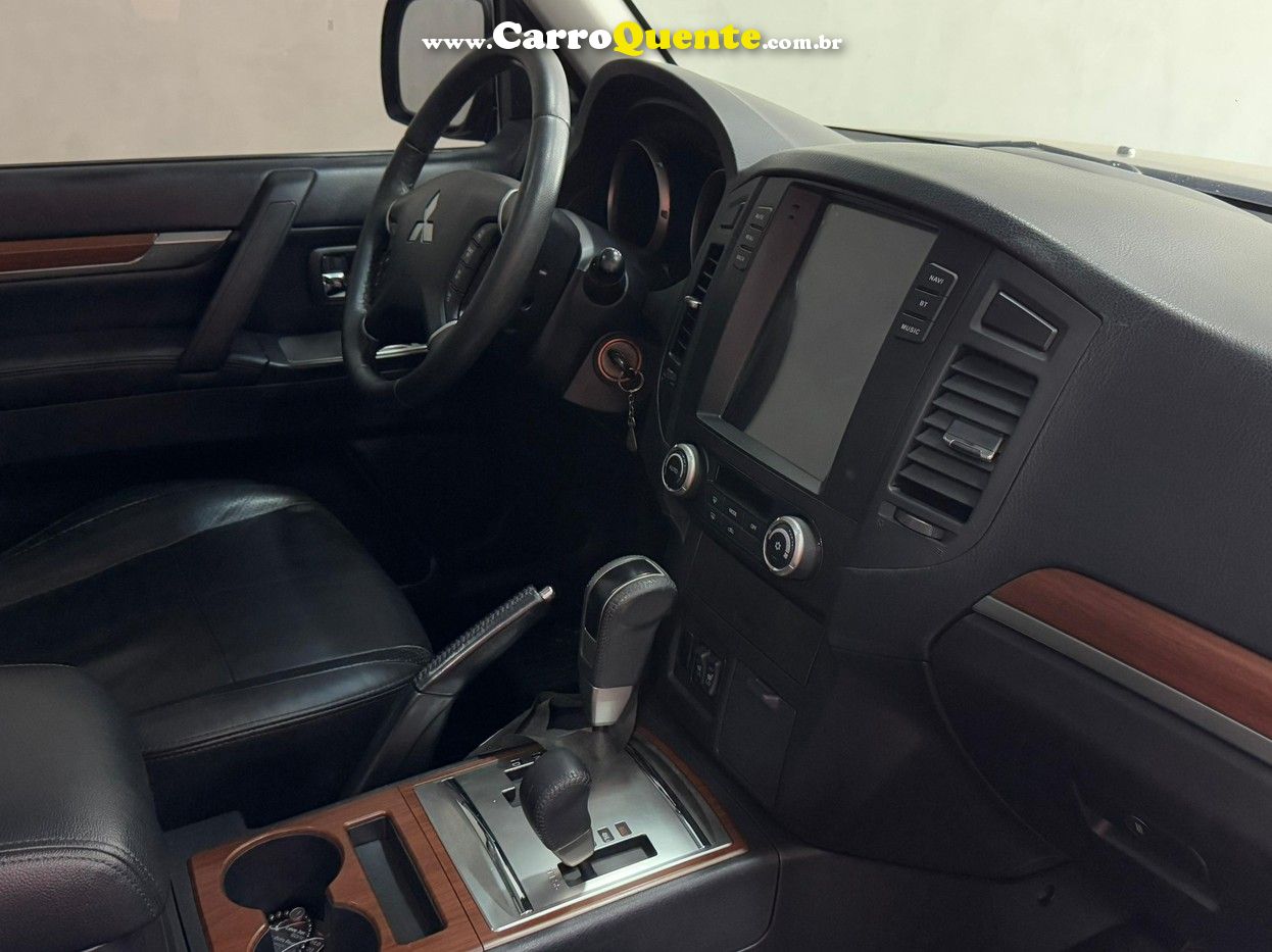 MITSUBISHI PAJERO FULL 3.8 HPE 4X4 V6 24V 2008 - Loja