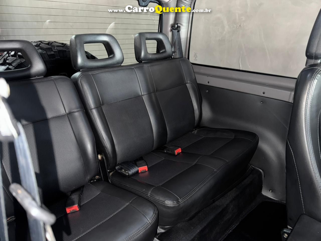 TROLLER T4 3.0 TETO RIGIDO 16V TURBO ELETRONIC 2010 - Loja