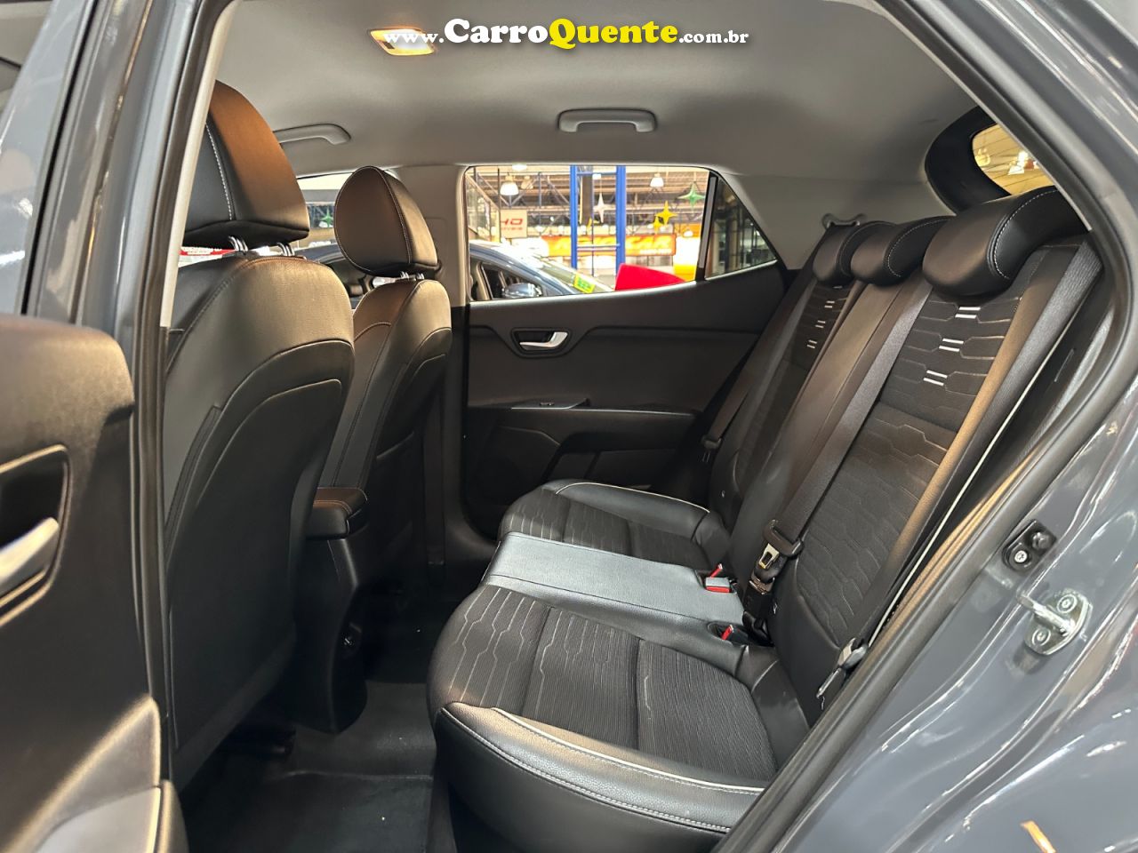 KIA STONIC 1.0 TGDI MHEV SX 2022 - Loja
