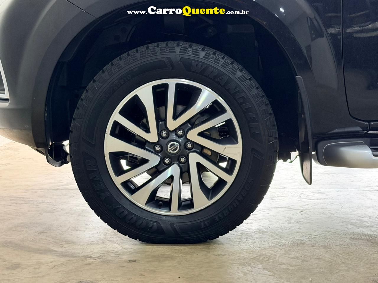 NISSAN FRONTIER 2.3 16V TURBO XE CD 4X4 2022 - Loja