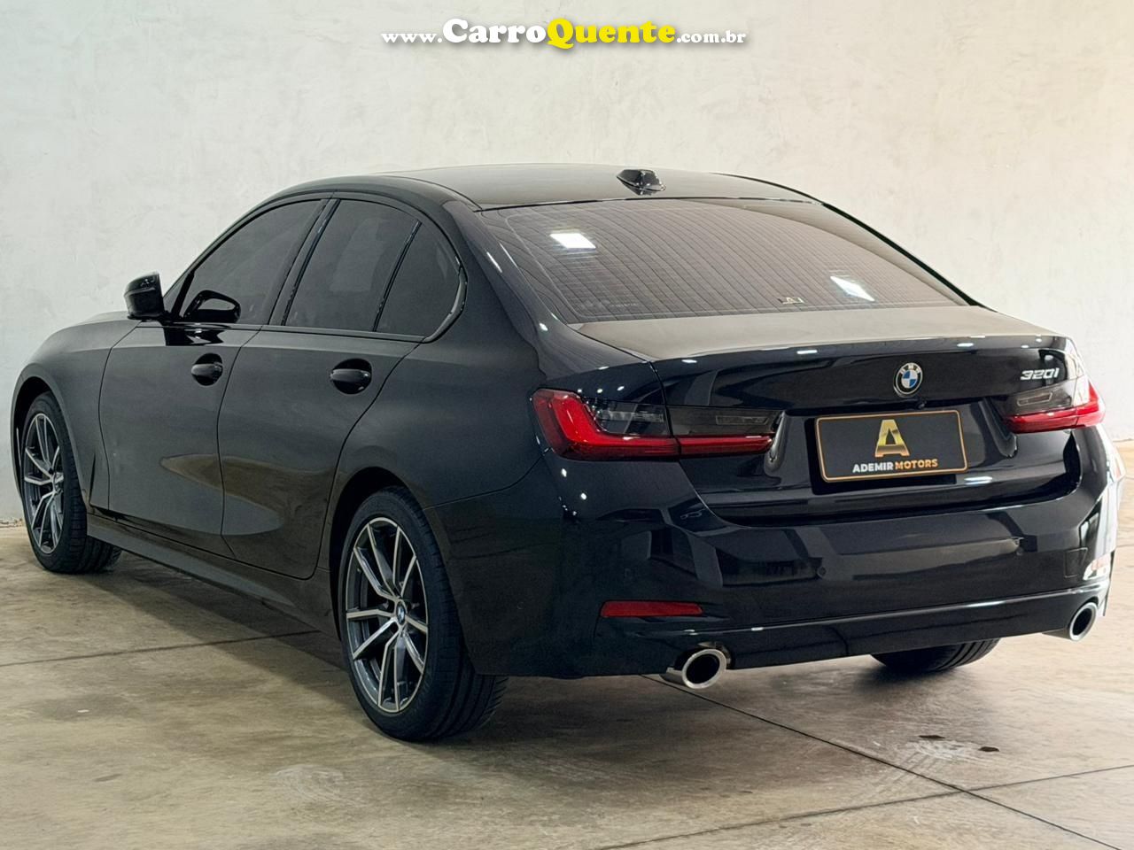 BMW 320I 2.0 16V TURBO SPORT GP 2023 - Loja