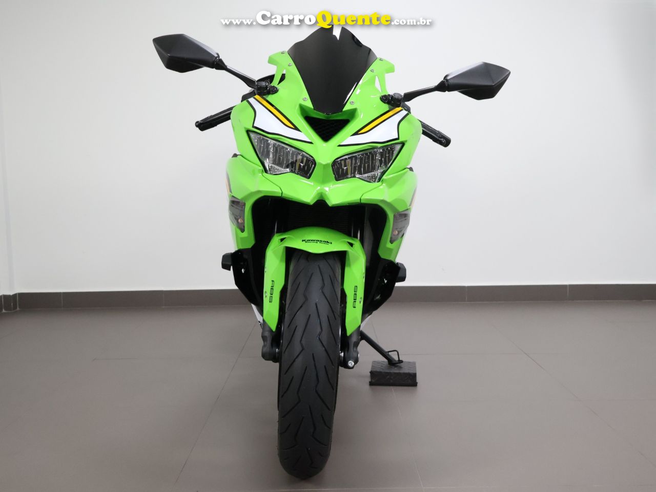 KAWASAKI NINJA ZX-4R 2026 - Loja