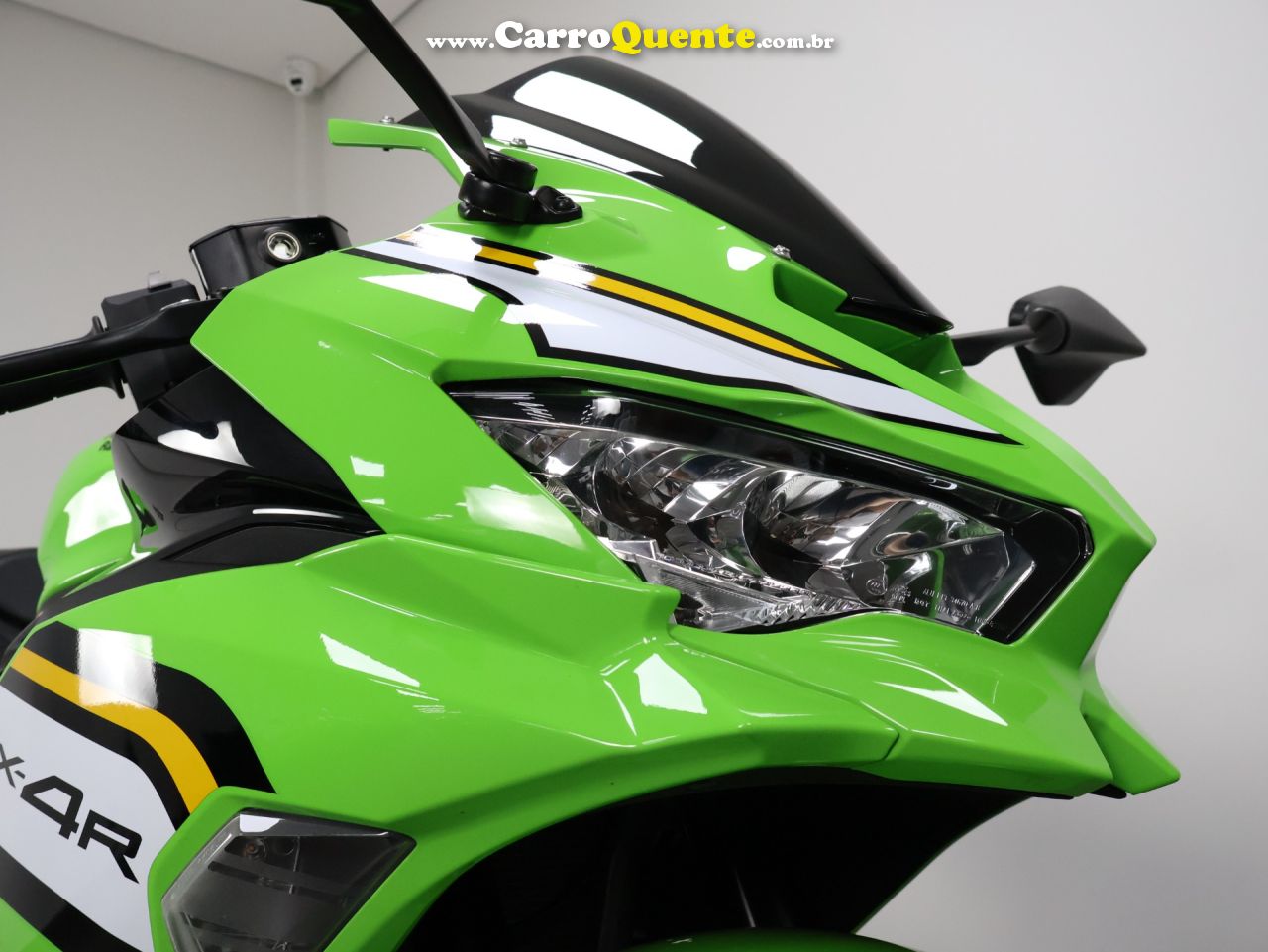 KAWASAKI NINJA ZX-4R 2026 - Loja