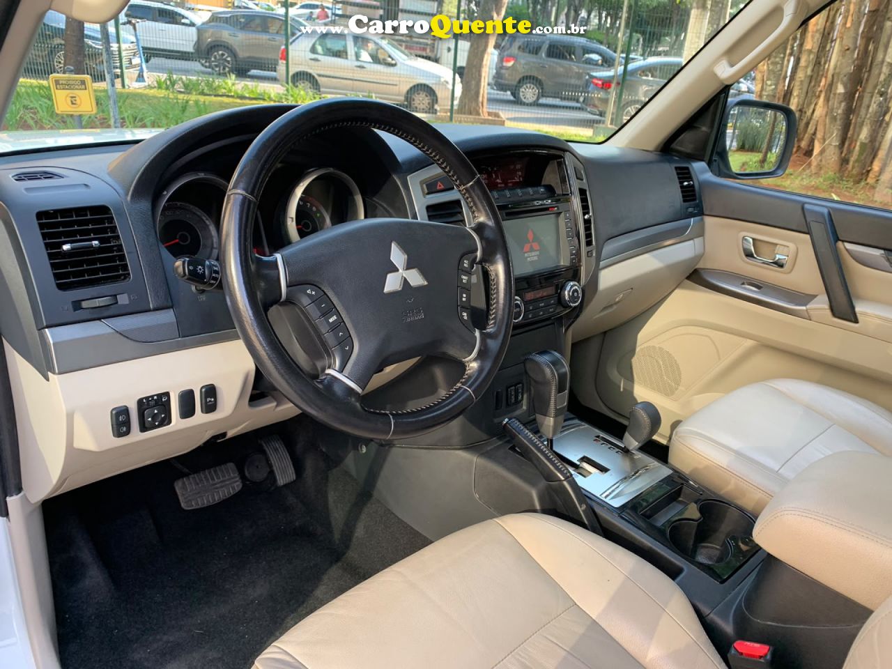 MITSUBISHI   3.5 HPE 4X4 7 LUGARES V6 24V FLEX 4P AUTOMÁTICO   BRANCO 2018 3.8 GASOLINA - Loja