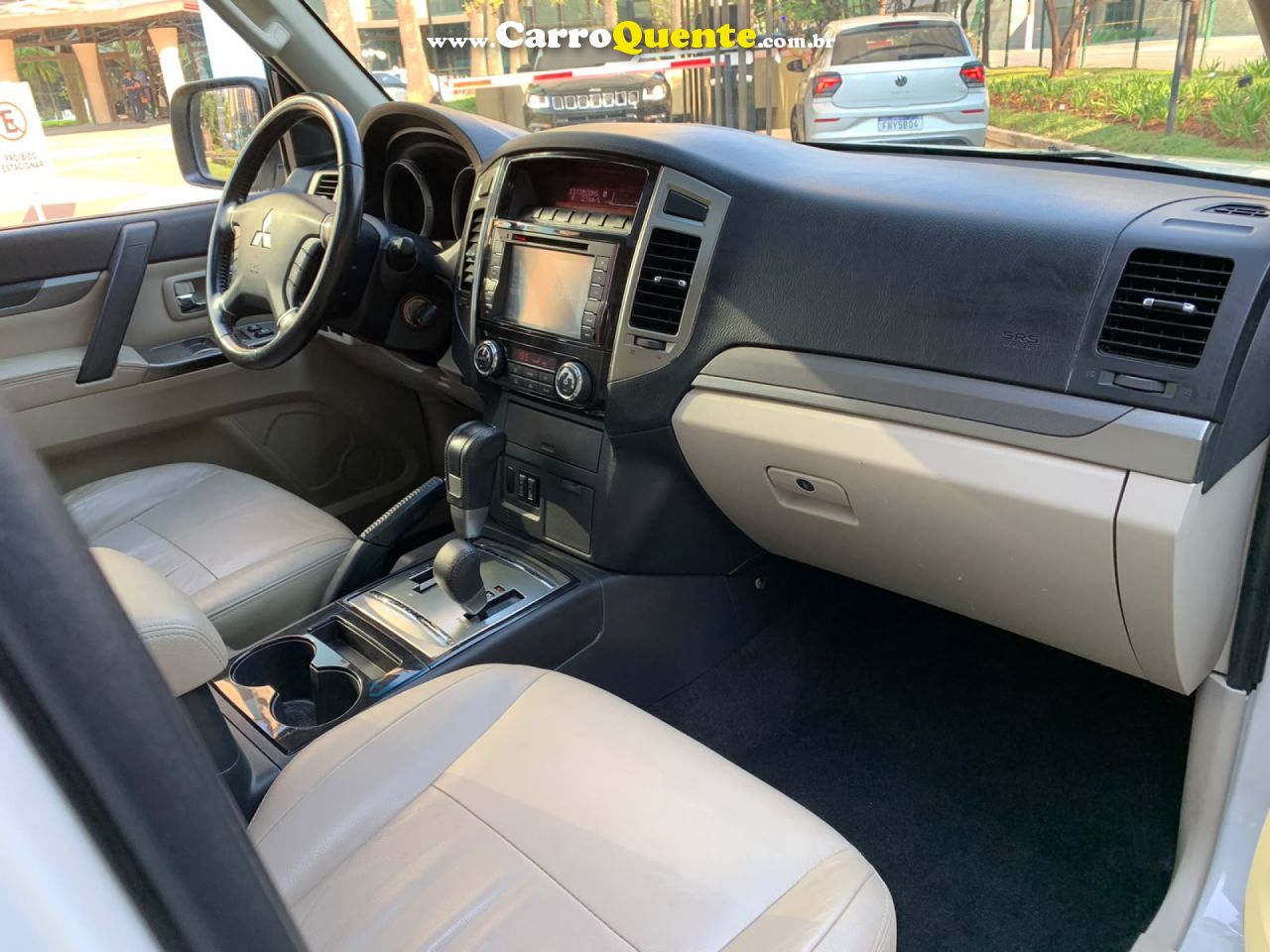 MITSUBISHI   3.5 HPE 4X4 7 LUGARES V6 24V FLEX 4P AUTOMÁTICO   BRANCO 2018 3.8 GASOLINA - Loja