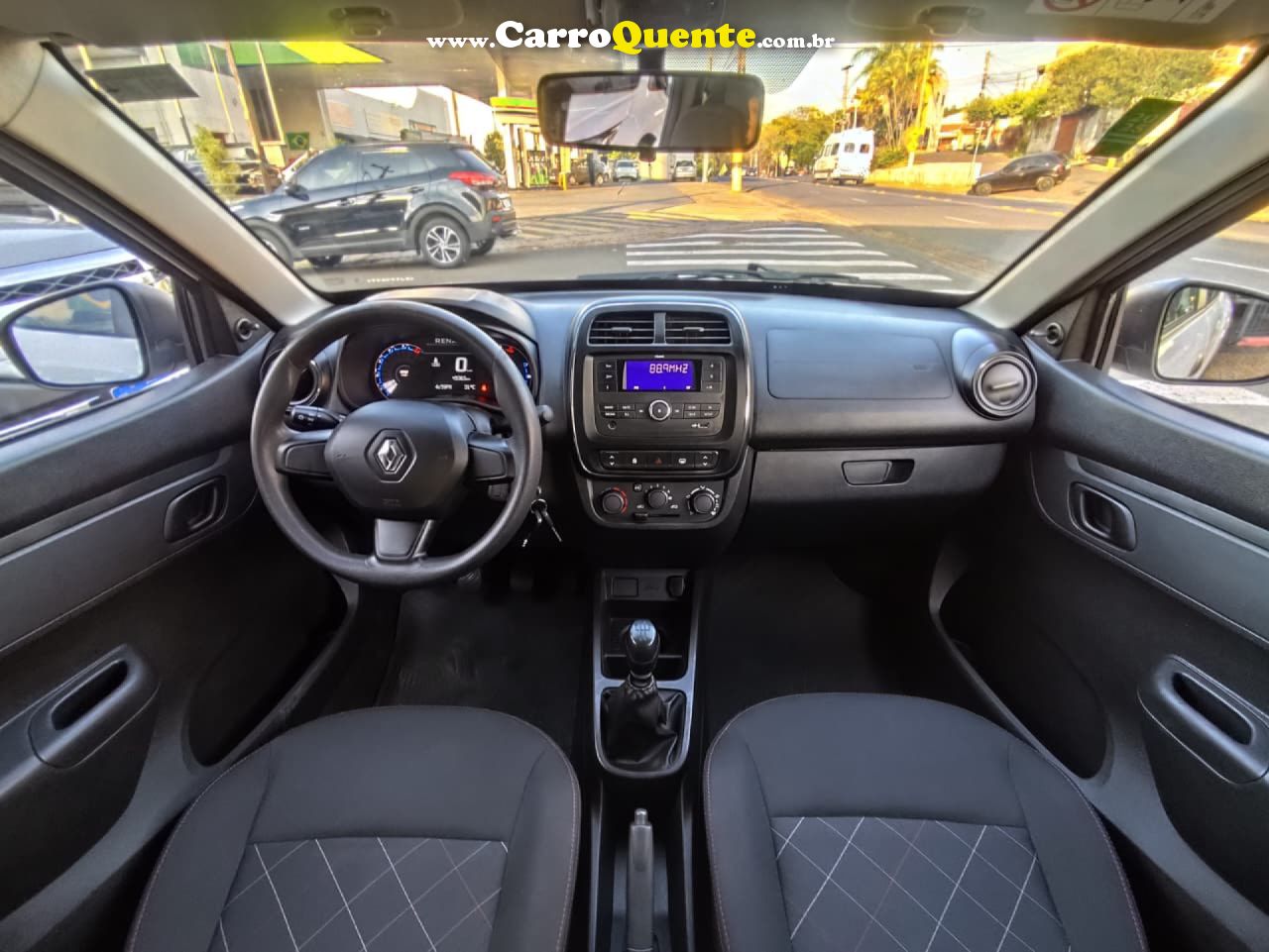 RENAULT   KWID ZEN 1.0 FLEX 12V 5P MEC.   BRANCO 2024 1.0 FLEX - Loja